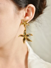 Flower earrings